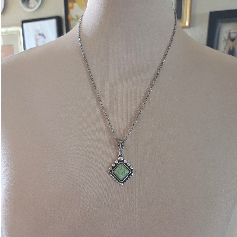 Southwestern‎ Green Faux Turquoise Square Pendant Necklace Silver Tone Boho